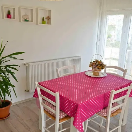 Apartamento Kristina *